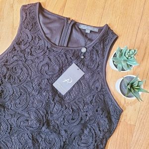 NWT Adrianna Pappel Lace Top